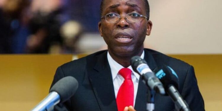 Non messieurs, un ancien Premier Ministre n’est pas un Premier Ministre